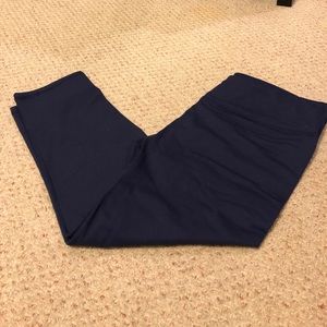 Fabletics indigo capri leggings